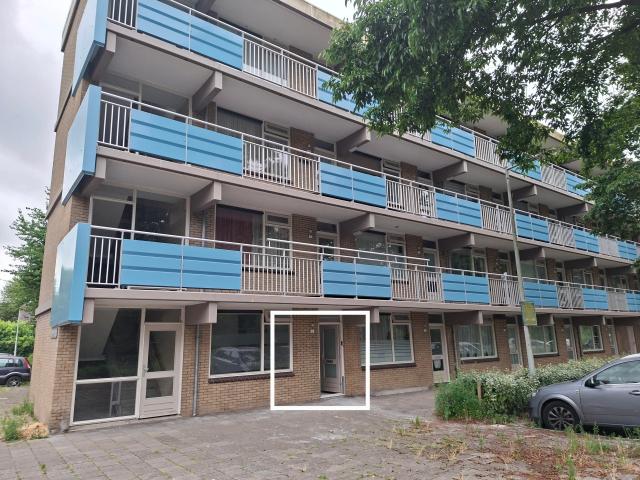 Appartement te huur in Sloten, Amsterdam
