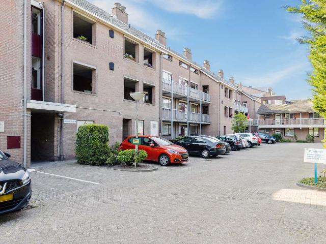 Appartement te huur in Ouderkerk Aan De Amstel, Noord Holland