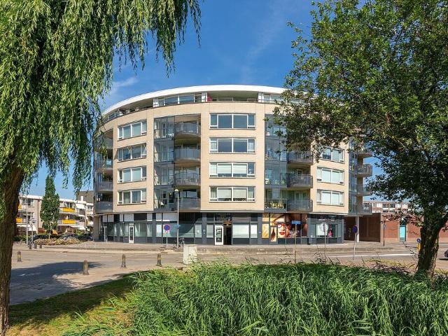 Appartement te huur in Hendrik-ido-ambacht, Zuid Holland