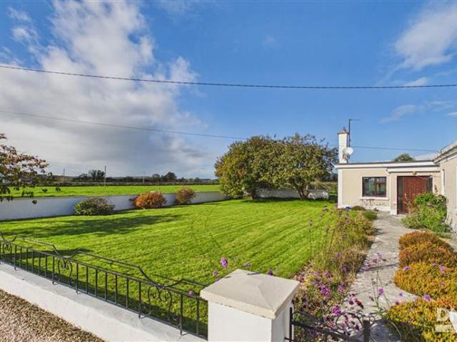 Detached House for sale in Knockcroghery, County Roscommon