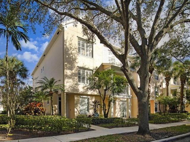 Condo for sale in Jupiter