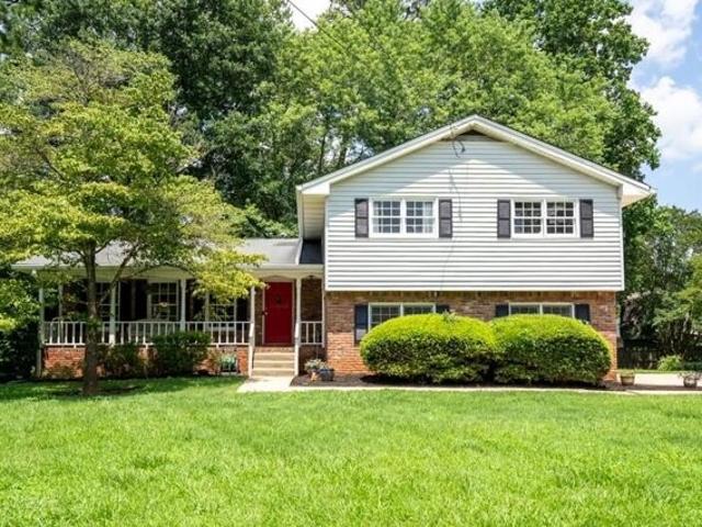 House for sale in Tucker
