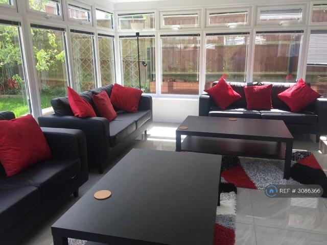 House for rent in Burgess Brook, Newcastle-under-Lyme