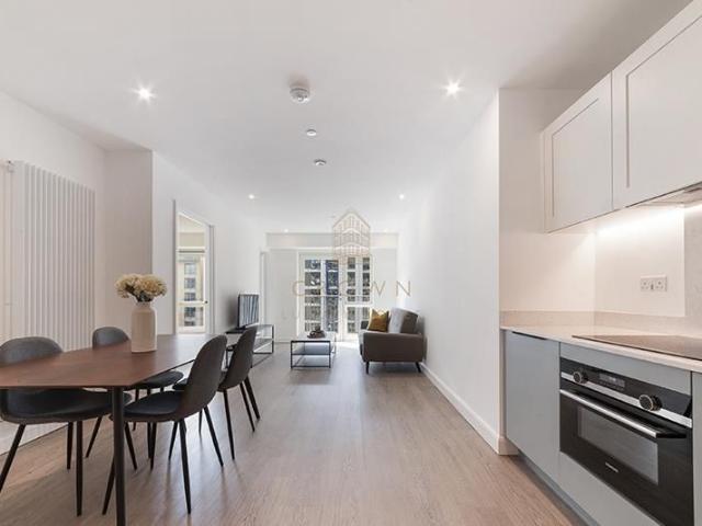 House for rent in Custom House, Greater London