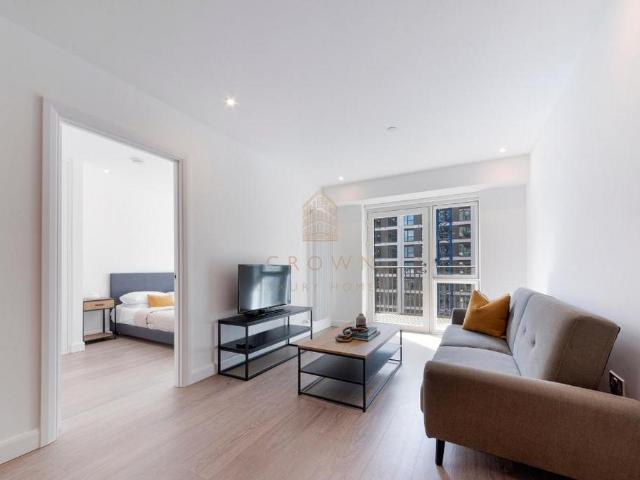 Apartment for rent in Custom House, Greater London