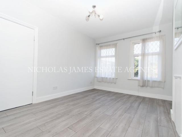 Apartment for rent in Ponders End, Greater London