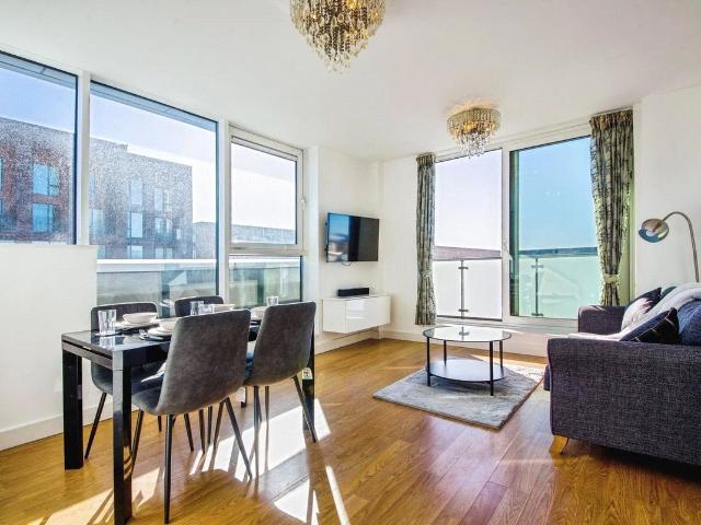 Apartment for rent in Reach, Greater London