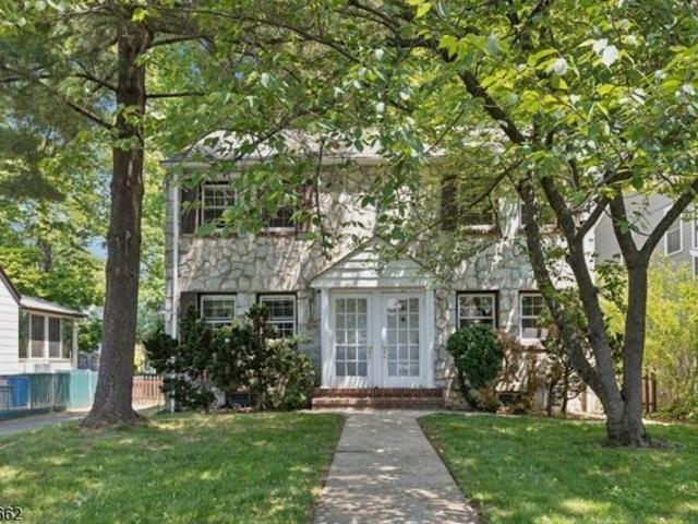 Condo for sale in Cranford, New Jersey
