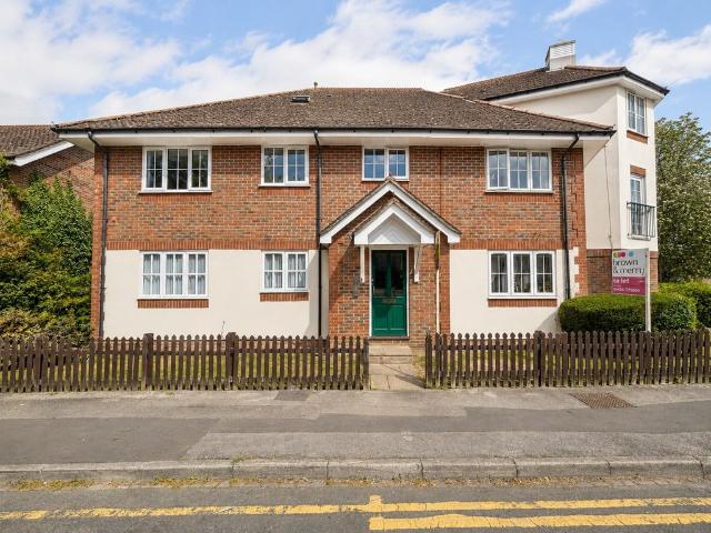 Apartment for rent in Cressex, Buckinghamshire