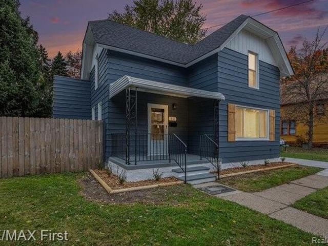 House for sale in Mount Clemens, Michigan