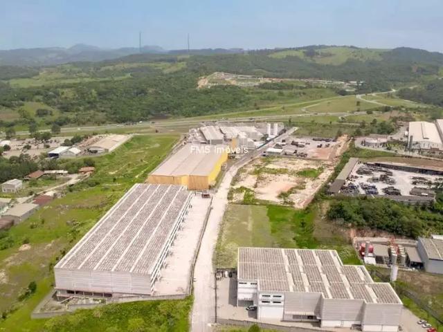 Galpão aluguel em Araçariguama