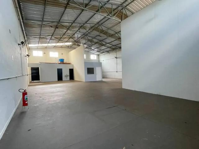 Galpão aluguel em Região Imediata de Araraquara, Araraquara