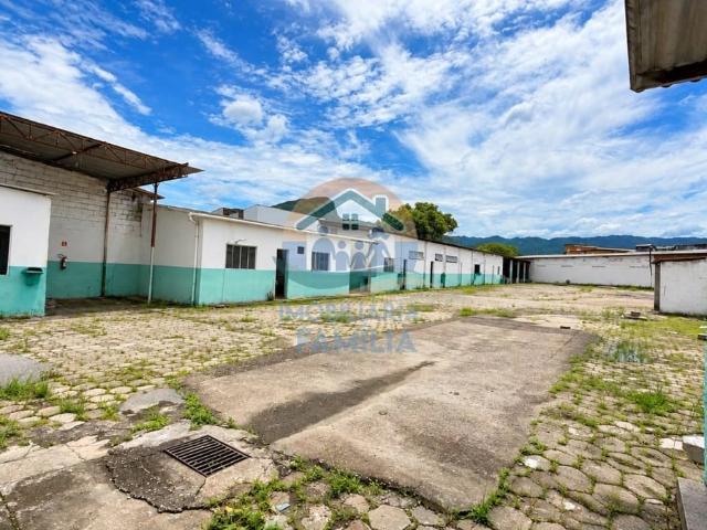 Galpão aluguel em Caraguatatuba, Região Geográfica Intermediária de São José dos Campos
