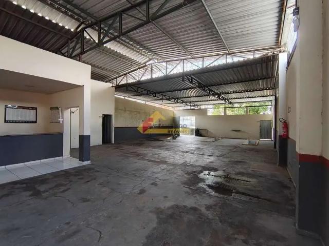 Galpão aluguel em Itaí, Divinópolis