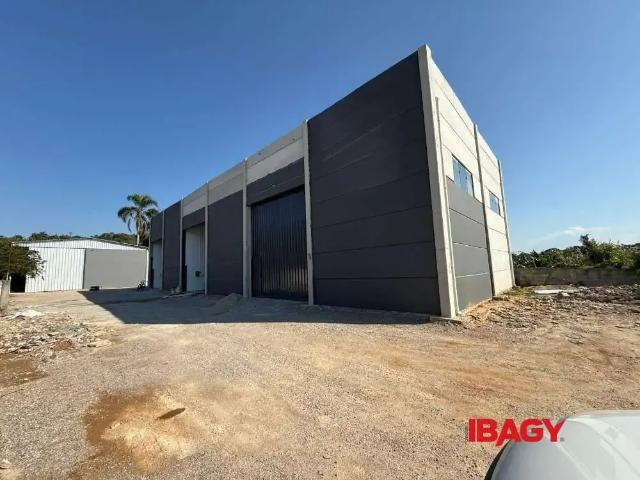 Galpão aluguel em Ribeirão da Ilha, Desterro