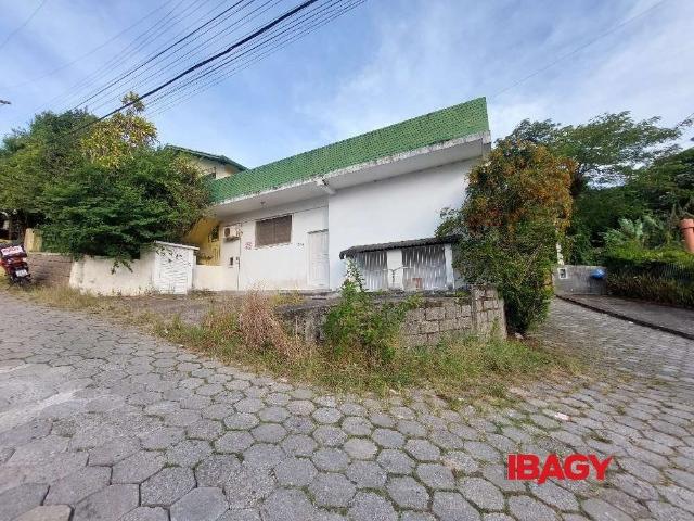 Galpão aluguel em Florianópolis, João Paulo