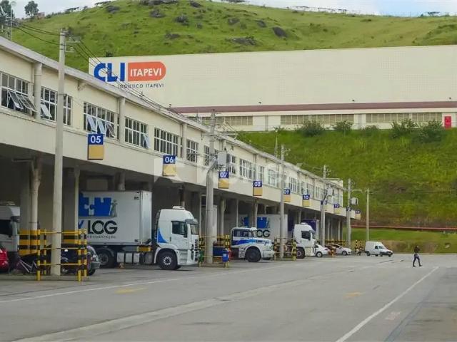 Galpão aluguel em Região Imediata de São Paulo, Região Metropolitana de São Paulo