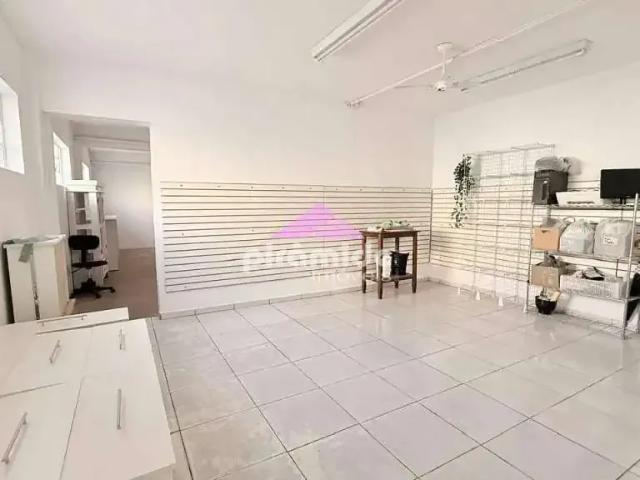 Galpão aluguel em Região Imediata de São José dos Campos, Região Metropolitana do Vale do Paraíba e Litoral Norte