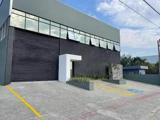 Galpão aluguel em Região Imediata de São José dos Campos, Região Metropolitana do Vale do Paraíba e Litoral Norte