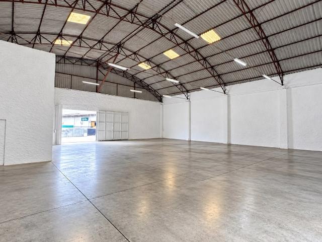 Galpão aluguel em Joinville, Região Geográfica Intermediária de Joinville
