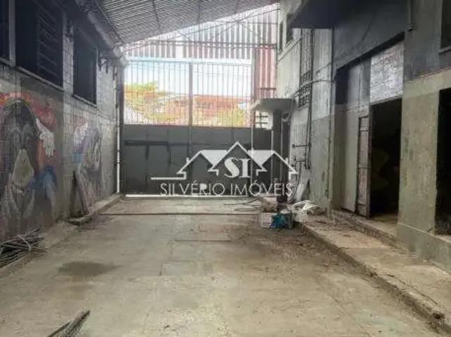 Galpão aluguel em Região Geográfica Imediata do Rio de Janeiro, Região Metropolitana do Rio de Janeiro