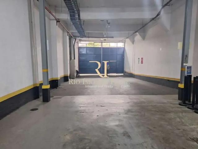 Galpão aluguel em Região Geográfica Imediata do Rio de Janeiro, Região Metropolitana do Rio de Janeiro