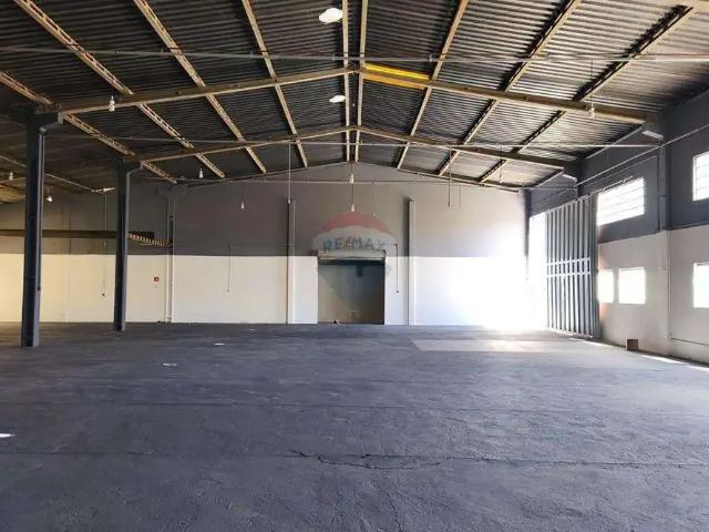 Galpão aluguel em Região Imediata de São José dos Campos, Região Metropolitana do Vale do Paraíba e Litoral Norte