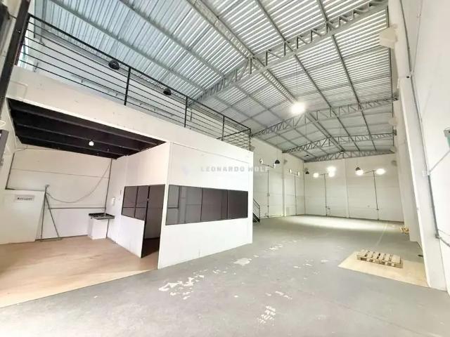 Galpão aluguel em Região Geográfica Imediata de Florianópolis, São José