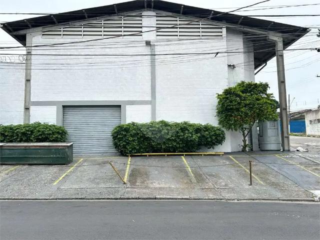 Galpão aluguel em Região Imediata de São Paulo, Região Metropolitana de São Paulo