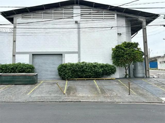 Galpão aluguel em Região Imediata de São Paulo, Região Metropolitana de São Paulo