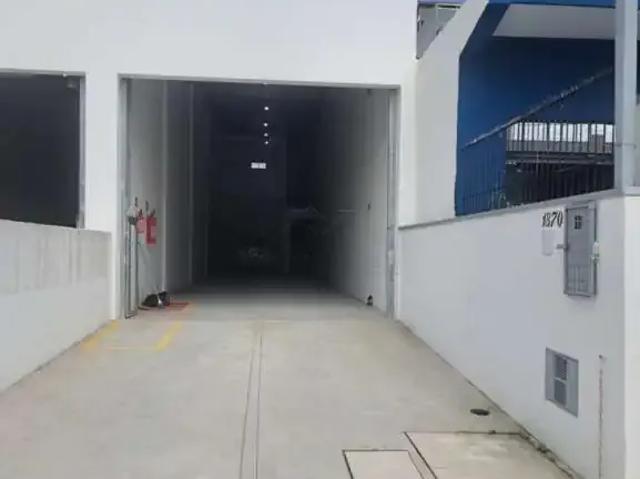 Galpão aluguel em Região Imediata de São Paulo, Região Metropolitana de São Paulo