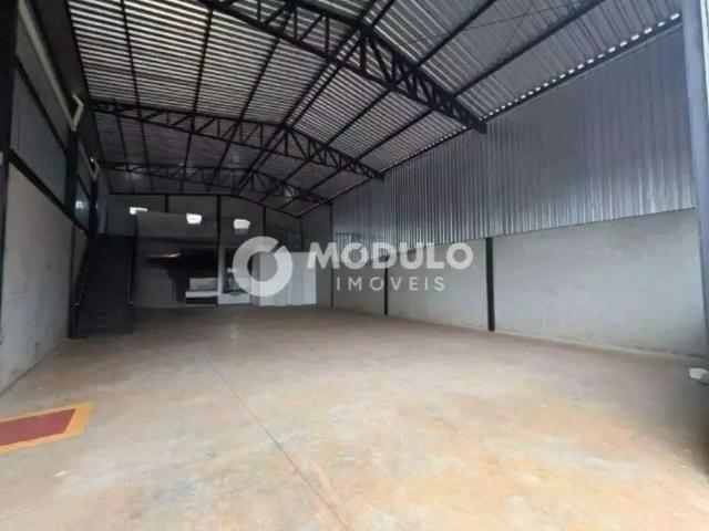 Galpão aluguel em Região Geográfica Imediata de Uberlândia, Oliveira Fortes