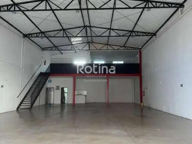 Galpão aluguel em Região Geográfica Imediata de Uberlândia, Oliveira Fortes