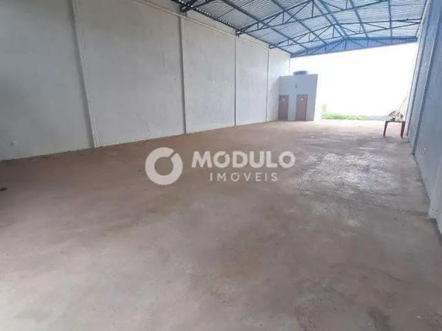 Galpão aluguel em Região Geográfica Imediata de Uberlândia, Oliveira Fortes