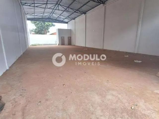 Galpão aluguel em Região Geográfica Imediata de Uberlândia, Oliveira Fortes