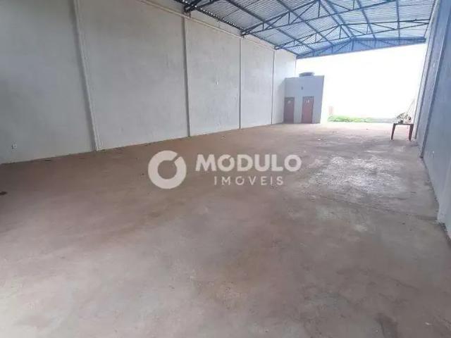 Galpão aluguel em Região Geográfica Imediata de Uberlândia, Oliveira Fortes