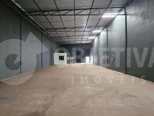 Galpão aluguel em Região Geográfica Imediata de Uberlândia, Oliveira Fortes