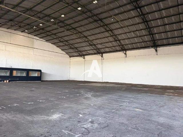 Galpão aluguel em Custódio Pereira, Uberlândia