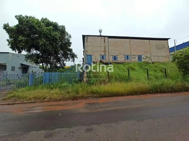 Galpão aluguel em Região Geográfica Imediata de Uberlândia, Oliveira Fortes
