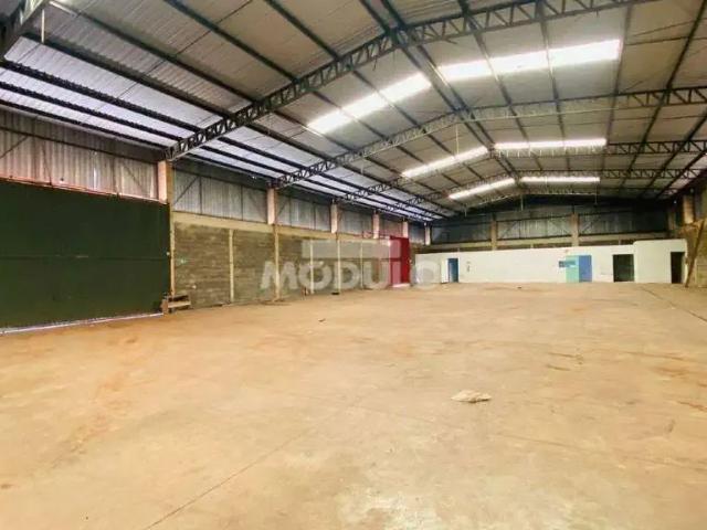 Galpão aluguel em Região Geográfica Imediata de Uberlândia, Oliveira Fortes