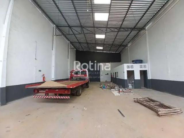 Galpão aluguel em Região Geográfica Imediata de Uberlândia, Oliveira Fortes