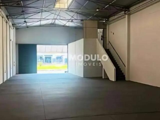 Galpão aluguel em Região Geográfica Imediata de Uberlândia, Oliveira Fortes