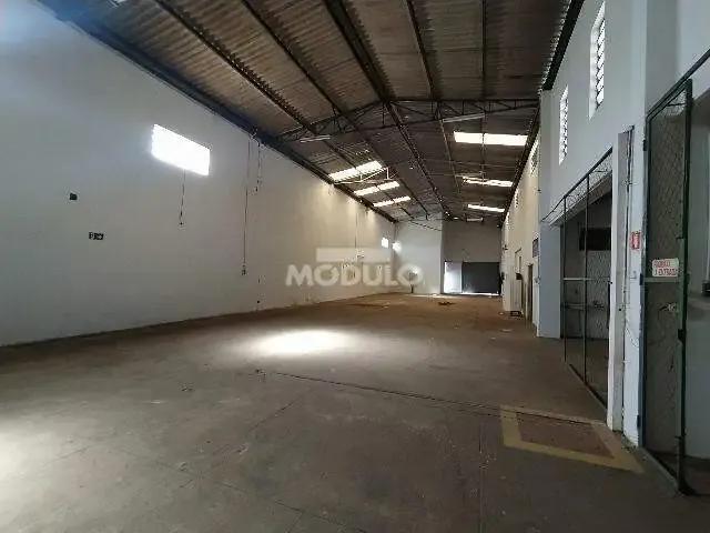 Galpão aluguel em Região Geográfica Imediata de Uberlândia, Oliveira Fortes
