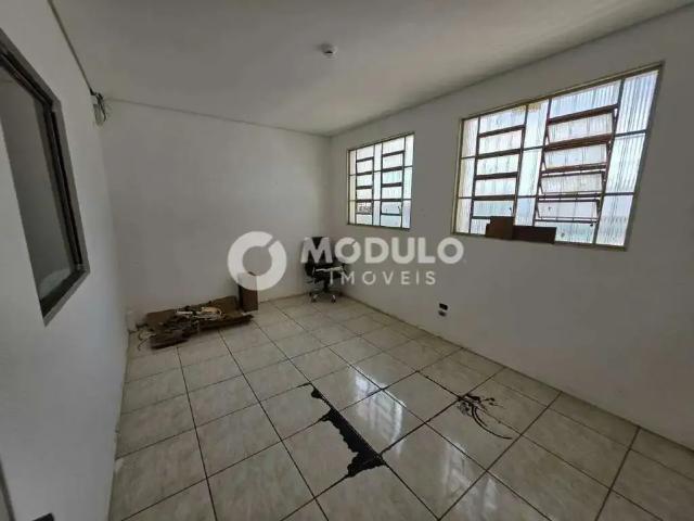 Galpão aluguel em Região Geográfica Imediata de Uberlândia, Oliveira Fortes