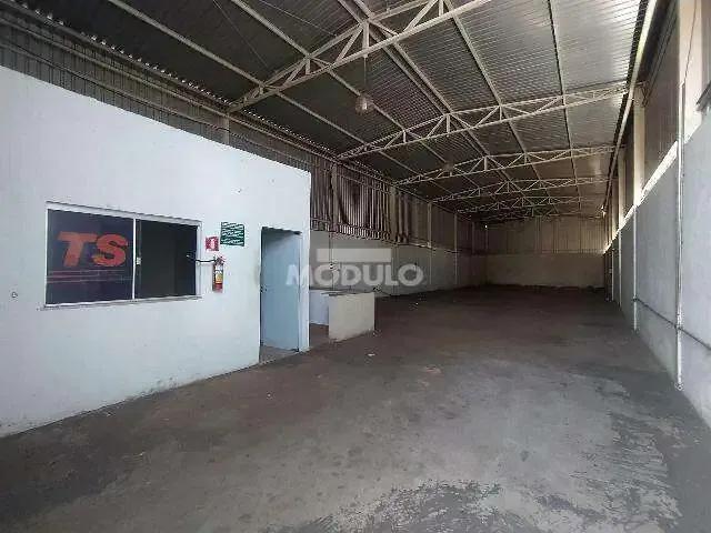 Galpão aluguel em Região Geográfica Imediata de Uberlândia, Oliveira Fortes