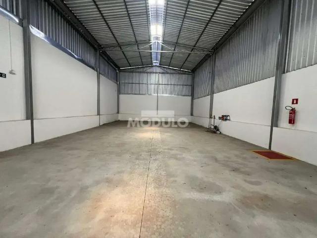 Galpão aluguel em Região Geográfica Imediata de Uberlândia, Oliveira Fortes