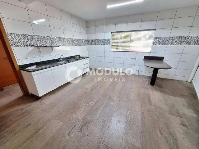 Galpão aluguel em Região Geográfica Imediata de Uberlândia, Oliveira Fortes