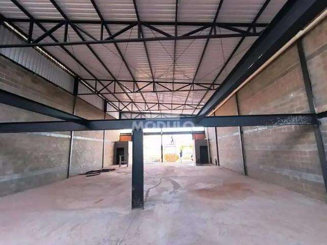 Galpão aluguel em Região Geográfica Imediata de Uberlândia, Oliveira Fortes