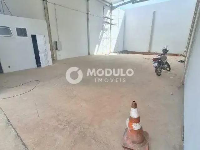 Galpão aluguel em Setor Central, Uberlândia