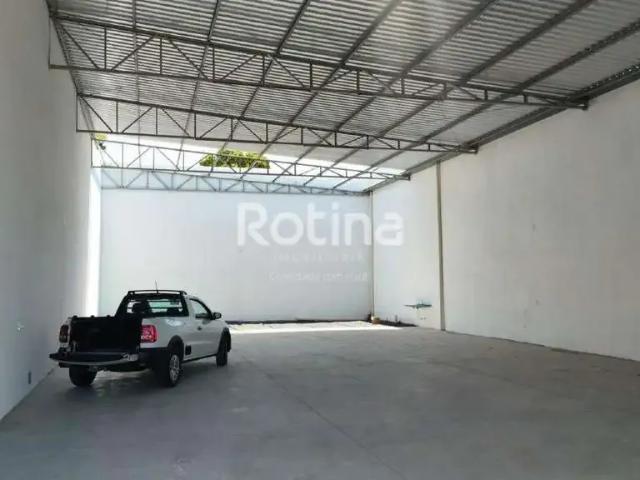 Galpão aluguel em Região Geográfica Imediata de Uberlândia, Oliveira Fortes